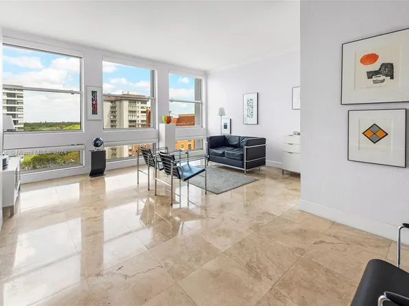 700 Biltmore Way APT 817, Coral Gables, FL 33134