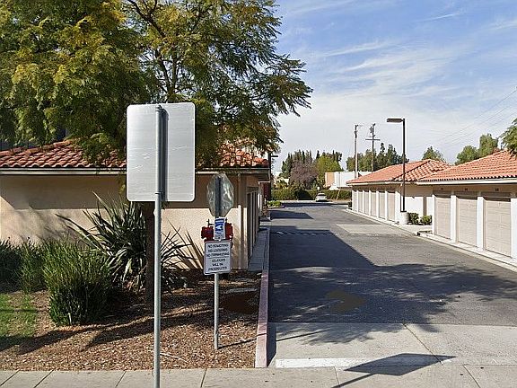 4th image of 2177 Alum Rock Ave APT 137