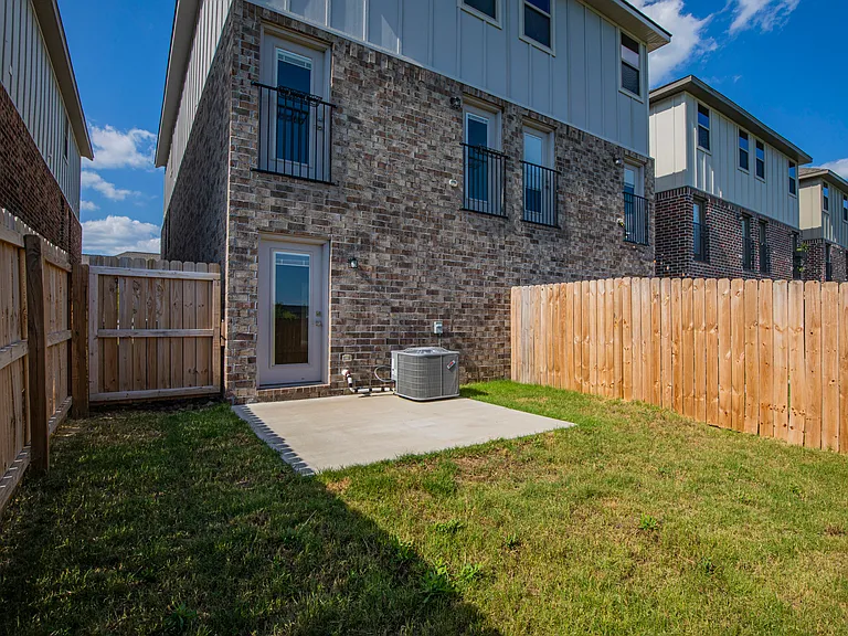 2630 Livingston Sq #1.0 — Photo 23