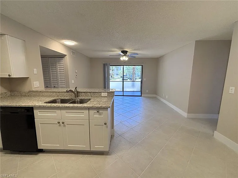 2094 Arbour Walk Cir #3015 — Photo 8