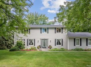 4532 Kevin Ct, West Bloomfield, MI 48322