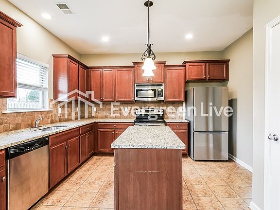 5th image of 12851 Olmsted Cir