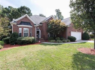 11918 Glen Hope Ln, Charlotte, NC 28269