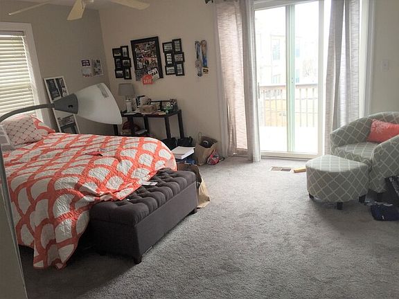 5th image of 3212 N Kenmore Ave #2T
