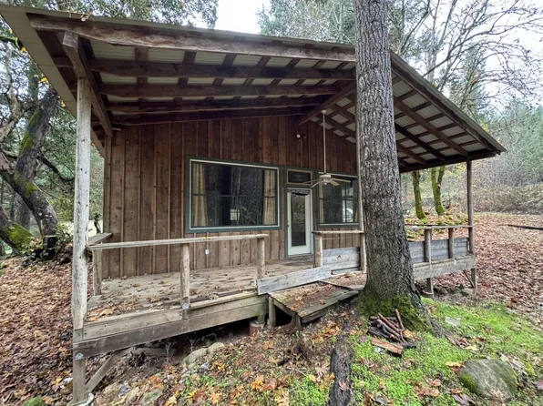 4449 Lower Grave Creek Rd, Wolf Creek, OR 97497