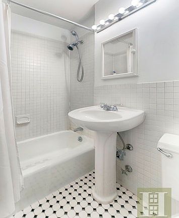 5th image of 158 E 91st St #3N