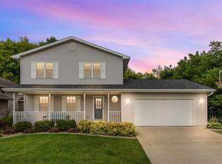 2165 Parkside Dr, Oshkosh, WI 54901