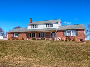 83 Park Dr, Fawn Grove, PA 17321