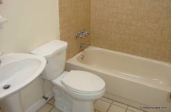 3rd image of 3905 W Kimball Ave