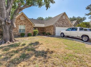 6007 Heatherglen Dr, Arlington, TX 76017