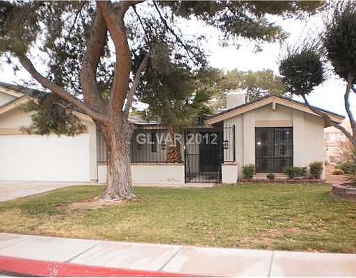 1st image of 501 Westridge Dr