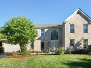 435 Woodcroft Ct, Schaumburg, IL 60173