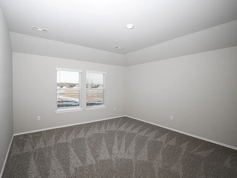 606 Comanche Dr — Photo 23