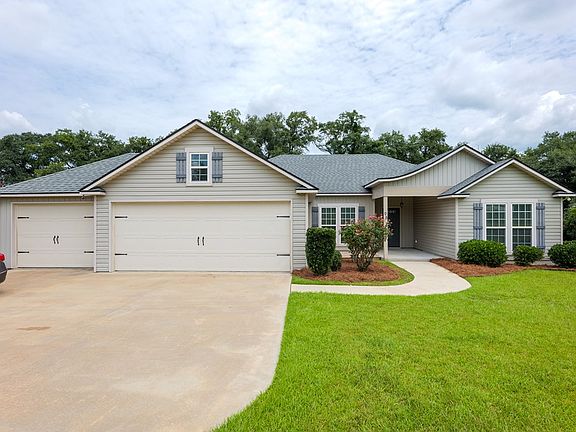 3rd image of 98 N Moody Dr
