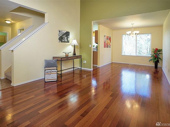 4th image of 5673 Gateway Ln NE