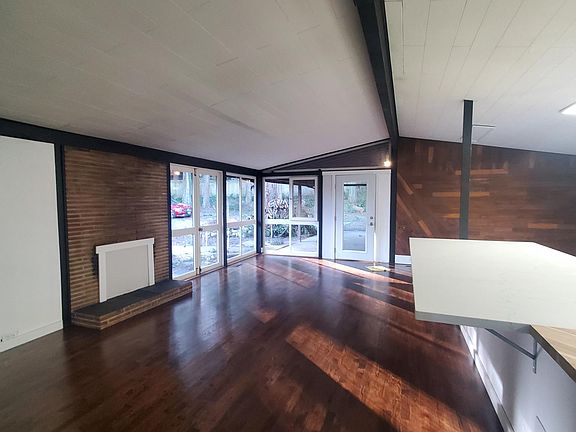 5th image of 3908 S 356th St