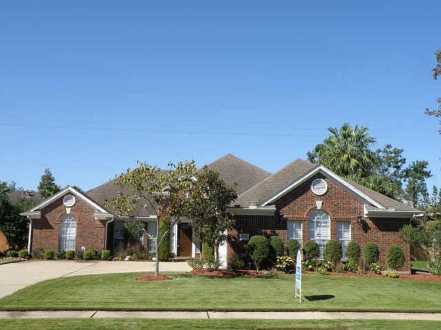 1st image of 2510 Leroy St