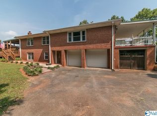 557 Henry Taylor Rd, New Market, AL 35761