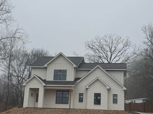 921 Peeler Bend Rd, Benton, AR 72019