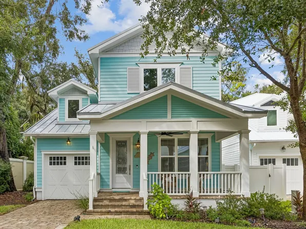 1942 Amelia Oaks Dr, Fernandina Beach, FL 32034