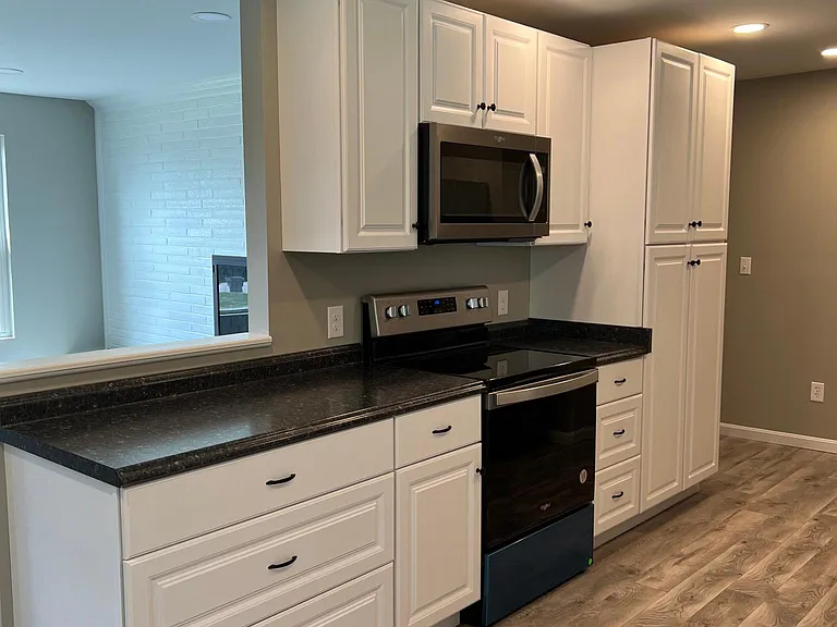3046 Brookwood Dr — Photo 5