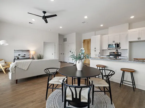 1811 Webberville Rd #1209, Austin, TX 78721