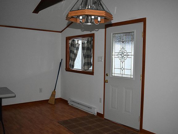 5th image of 103 Northwood Rd