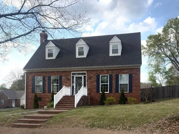 311 Live Oak Dr, Searcy, AR 72143