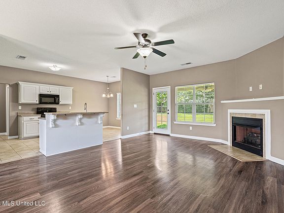 3rd image of 4274 Markston Dr