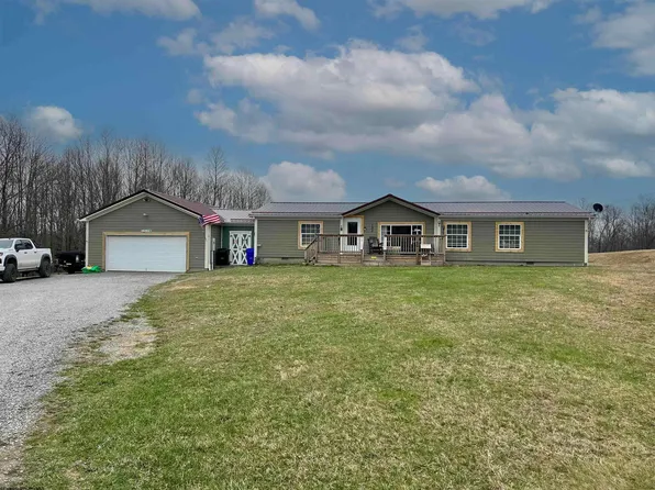 132 Douglas Way, Belington, WV 26250