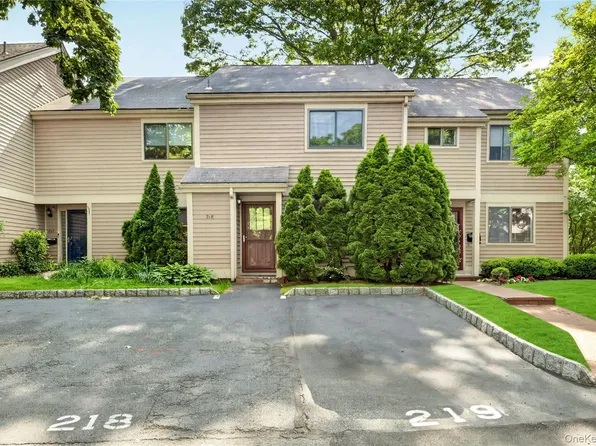 218 Tree Top Crescent, Rye Brook, NY 10573