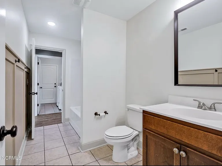 440 Pebble Shore Dr — Photo 29