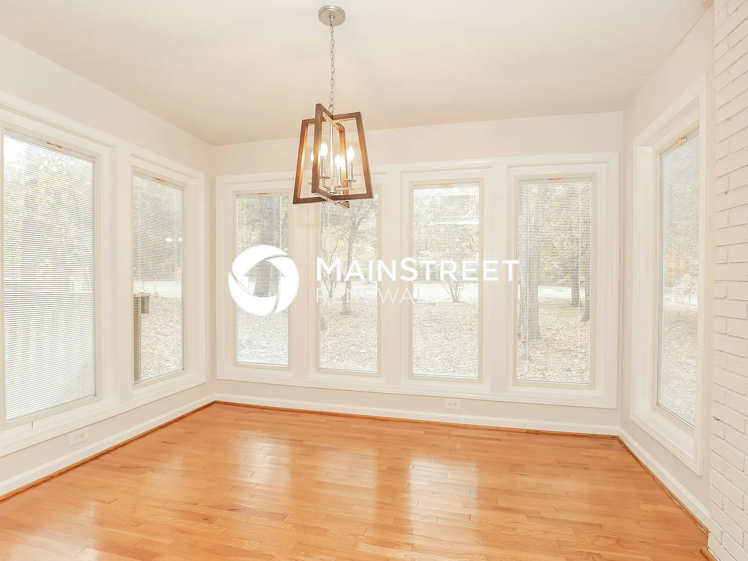 413 Southwinds Dr — Photo 4