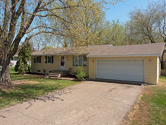 3rd image of 1209 Independence Ave N