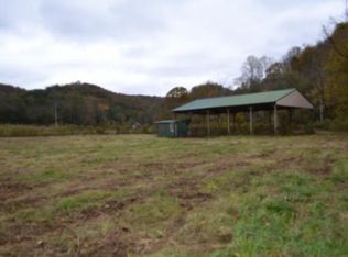 146 Copeland Ln, Celina, TN 38551