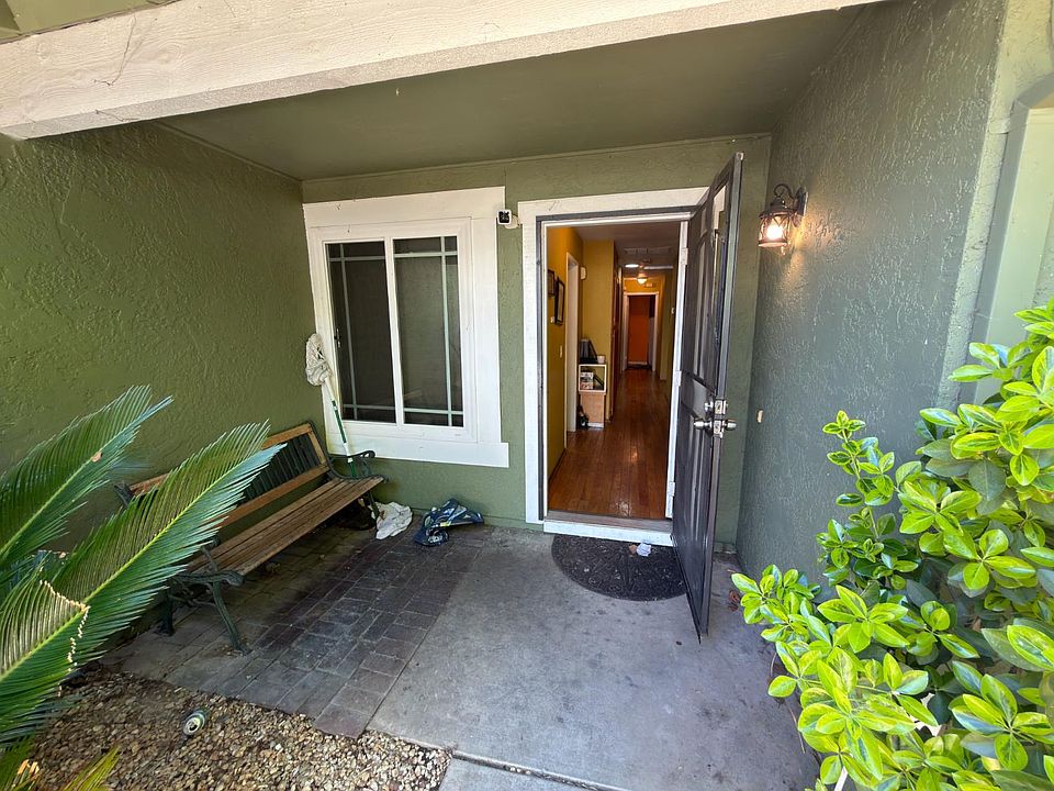 1st image of 4100 Cobblewood Ct