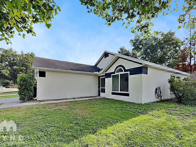 915 River Wind Ave — Photo 15