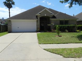 9715 Tucker Cypress Dr, Houston, TX 77095