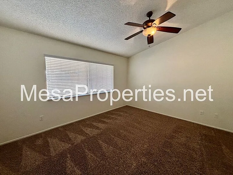 14145 Heritage Ct — Photo 15
