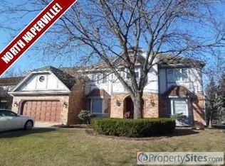 927 Dakota Cir, Naperville, IL