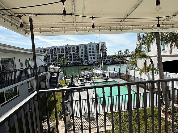 4th image of 223 Dolphin Point APT 3