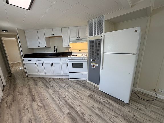 5th image of 350 West St #27