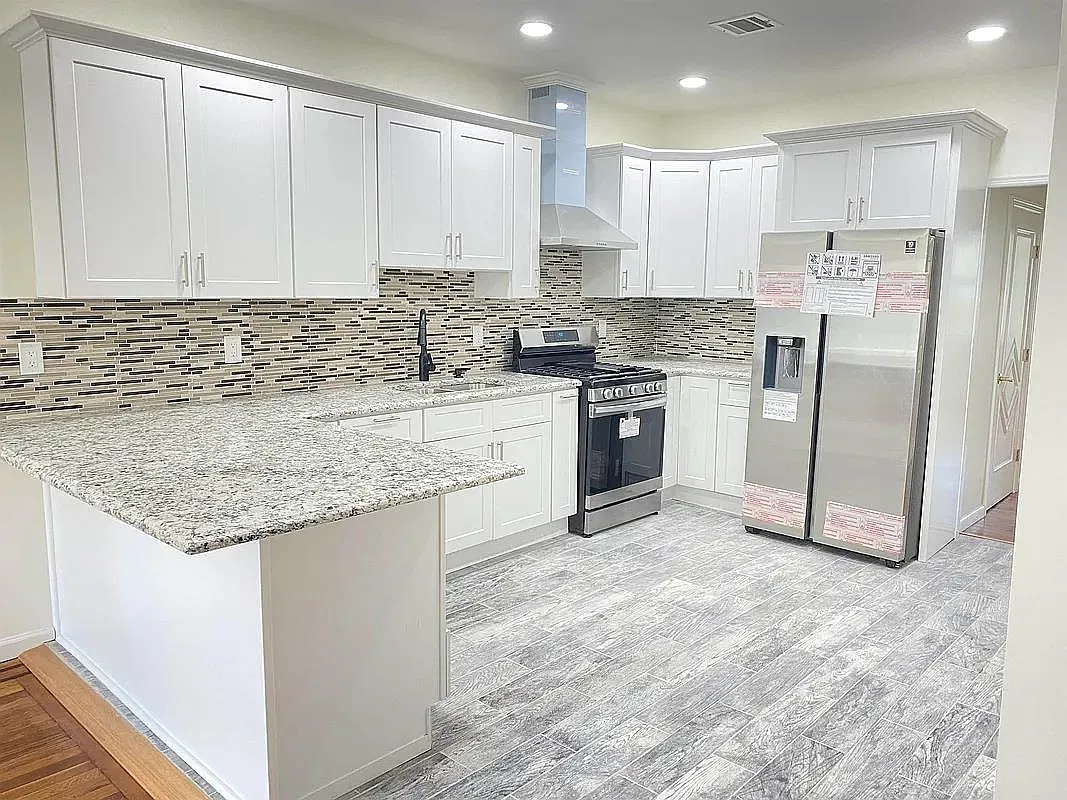 4 bed, 1.0 bath, $3,000 — Photo 3