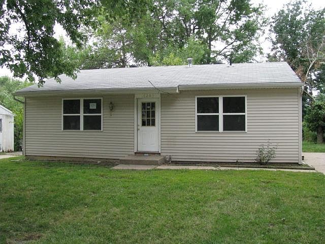 1st image of 18203 E 19th St N
