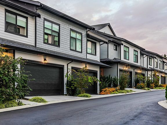 2nd image of 20645 68th Ave #25