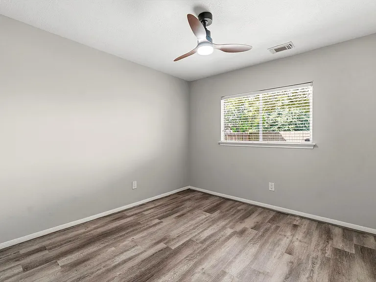 19727 Waverly Park Ln — Photo 26