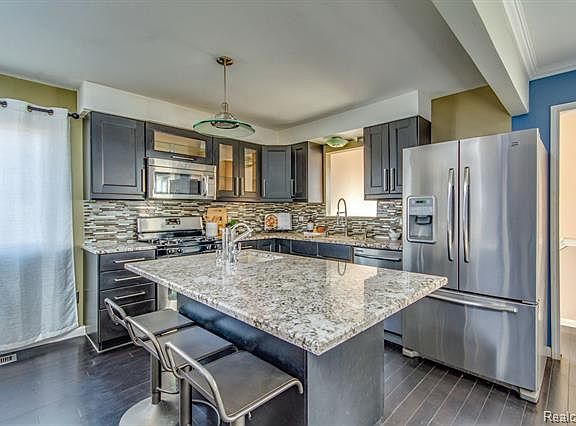5th image of 30209 Townley St