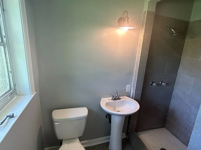 2633 Ashlawn Dr — Photo 11
