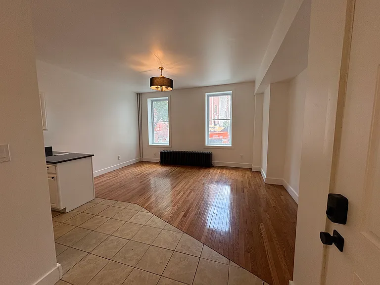 89 Columbia St #3 — Photo 9