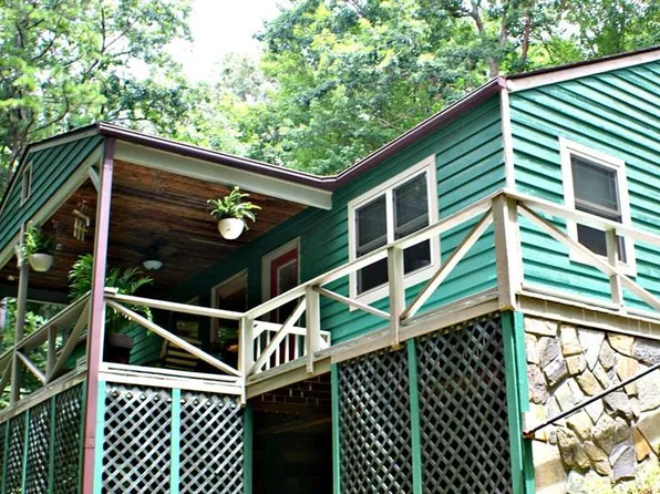 281 Jarrett Hills Rd, Sylva, NC 28779